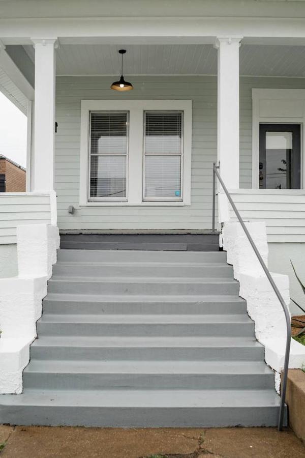 Restored 1930S Uptown Bungalow 2 Min. To Magnolia Waco Exterior photo