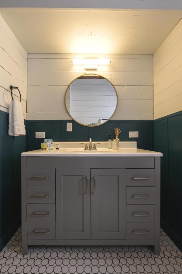 Restored 1930S Uptown Bungalow 2 Min. To Magnolia Waco Exterior photo